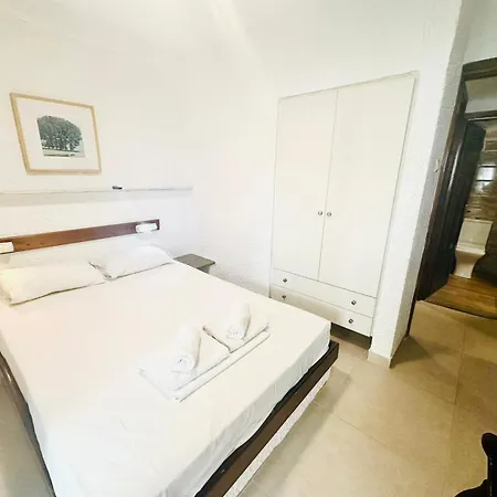 Argo Apartamento *
