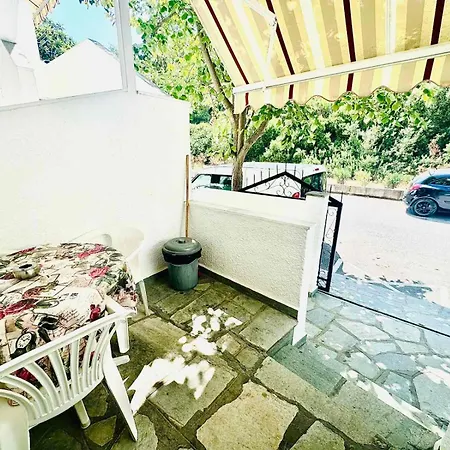 Apartament Argo *
